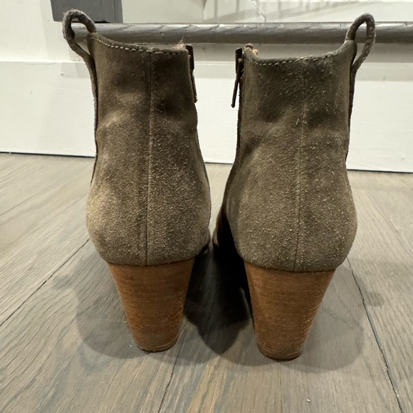 Reserved - Picture 4 of 9